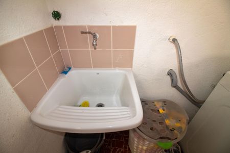 Casa à venda com 106m², 3 quartos e 2 vagas Casa à venda com 106m², 3 quartos e 2 vagasÁrea de Serviço