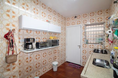 Casa à venda com 106m², 3 quartos e 2 vagas Casa à venda com 106m², 3 quartos e 2 vagasCozinha