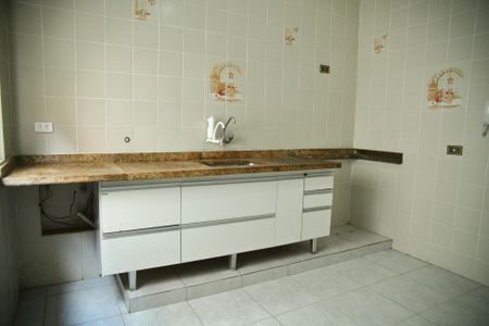 Casa para alugar com 327m², 4 quartos e 4 vagasCozinha