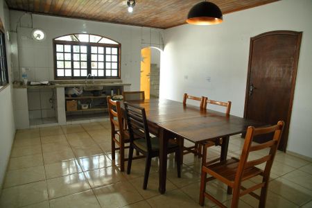 Casa para alugar com 327m², 4 quartos e 4 vagasCozinha - Casa 2