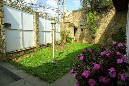 Casa para alugar com 327m², 4 quartos e 4 vagasÁrea Externa