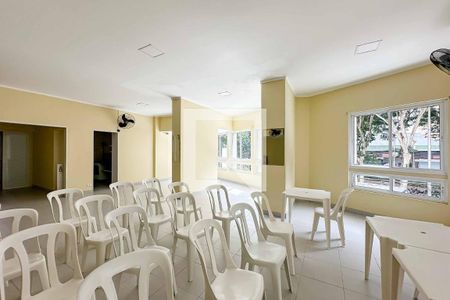 Apartamento à venda com 98m², 3 quartos e 1 vaga Apartamento à venda com 98m², 3 quartos e 1 vagaÁrea comum - Salão de festas