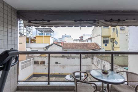 Apartamento à venda com 94m², 2 quartos e 1 vaga Apartamento à venda com 94m², 2 quartos e 1 vagaSala Varanda