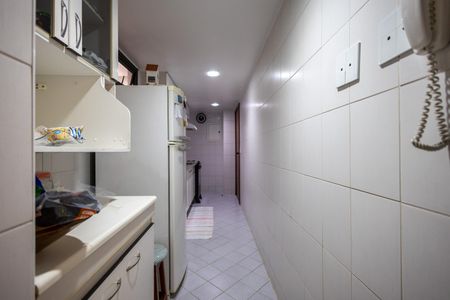 Apartamento à venda com 94m², 2 quartos e 1 vaga Apartamento à venda com 94m², 2 quartos e 1 vagaCozinha