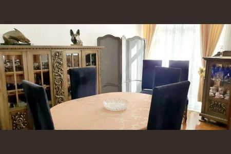 Casa à venda com 300m², 5 quartos e 3 vagas