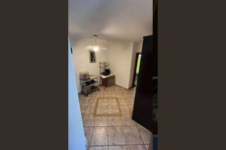 Casa à venda com 300m², 2 quartos e 3 vagas