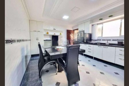 Casa à venda com 280m², 3 quartos e 5 vagasCozinha