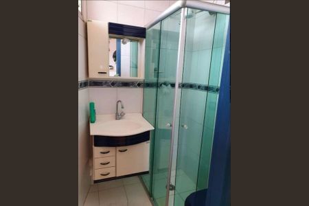 Casa à venda com 280m², 3 quartos e 2 vagasBanheiro