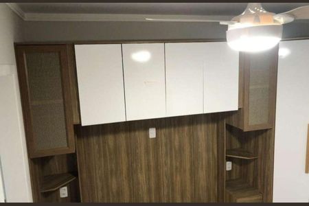 Casa à venda com 300m², 4 quartos e 2 vagas Casa à venda com 300m², 4 quartos e 2 vagasCozinha
