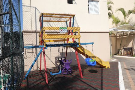 Apartamento para alugar com 55m², 3 quartos e 1 vagaÁrea comum - Playground