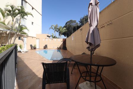 Apartamento para alugar com 55m², 3 quartos e 1 vagaÁrea comum - Piscina