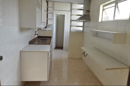 Apartamento à venda com 65m², 2 quartos e 1 vagaCozinha
