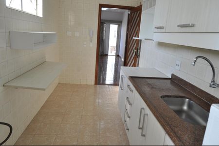 Apartamento à venda com 65m², 2 quartos e 1 vagaCozinha