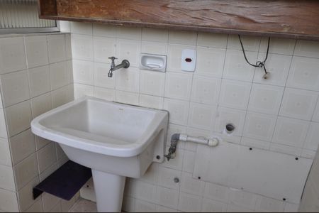 Apartamento à venda com 65m², 2 quartos e 1 vagaÁrea de Serviço