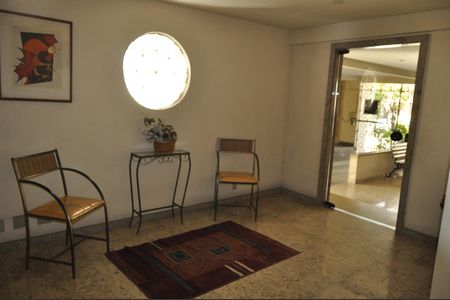 Apartamento à venda com 65m², 2 quartos e 1 vagaÁrea comum