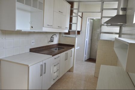 Apartamento à venda com 65m², 2 quartos e 1 vagaCozinha