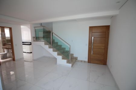 Sala de apartamento para alugar com 3 quartos, 145m² em Novo Eldorado, Contagem