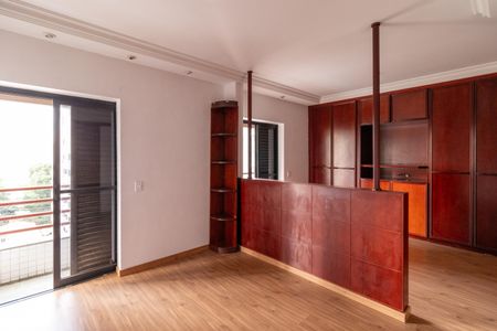 Apartamento à venda com 189m², 3 quartos e 3 vagas Apartamento à venda com 189m², 3 quartos e 3 vagasSuíte 1