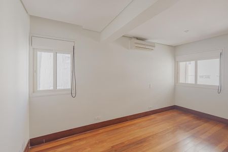 Apartamento à venda com 164m², 2 quartos e 2 vagasSuíte 1