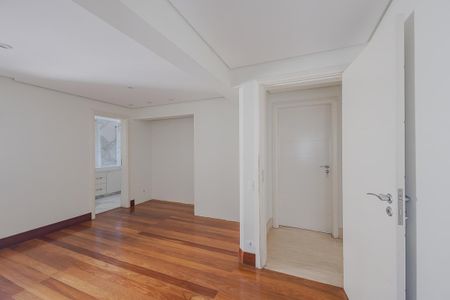 Apartamento à venda com 164m², 2 quartos e 2 vagasSuíte 1