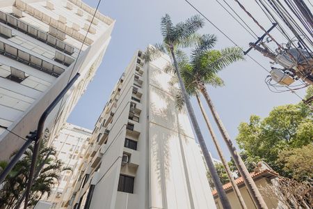 Apartamento à venda com 164m², 2 quartos e 2 vagasFachada