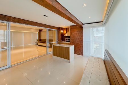 Apartamento à venda com 149m², 3 quartos e 3 vagas Apartamento à venda com 149m², 3 quartos e 3 vagasVaranda da Sala