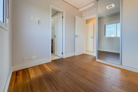 Apartamento à venda com 149m², 3 quartos e 3 vagas Apartamento à venda com 149m², 3 quartos e 3 vagasSuíte 2