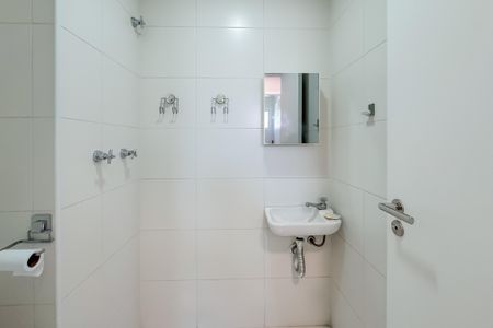 Apartamento à venda com 149m², 3 quartos e 3 vagas Apartamento à venda com 149m², 3 quartos e 3 vagasBanheiro de Serviço