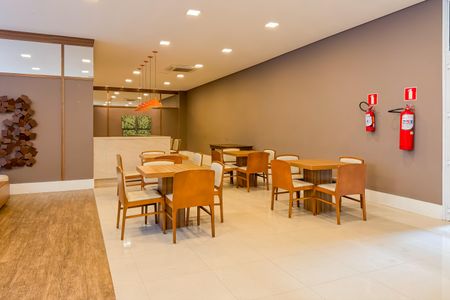 Apartamento à venda com 149m², 3 quartos e 3 vagas Apartamento à venda com 149m², 3 quartos e 3 vagasÁrea comum - Salão de Festas