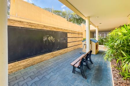 Apartamento à venda com 149m², 3 quartos e 3 vagas Apartamento à venda com 149m², 3 quartos e 3 vagasÁrea comum - Playground