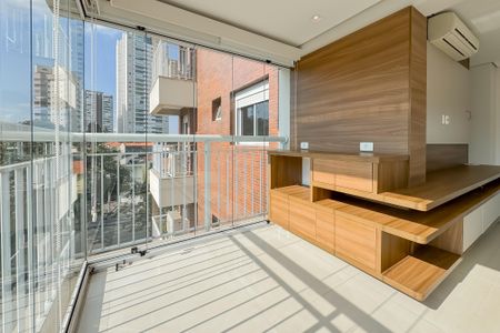 Apartamento à venda com 149m², 3 quartos e 3 vagas Apartamento à venda com 149m², 3 quartos e 3 vagasVaranda da Sala