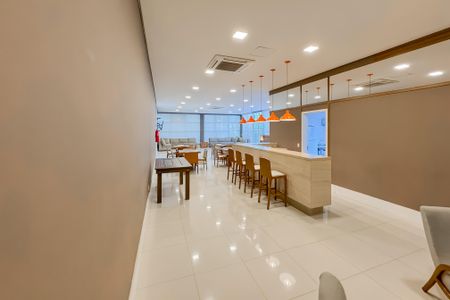 Apartamento à venda com 149m², 3 quartos e 3 vagas Apartamento à venda com 149m², 3 quartos e 3 vagasÁrea comum - Salão de Festas