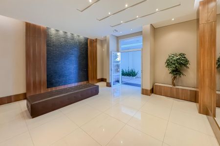 Apartamento à venda com 149m², 3 quartos e 3 vagas Apartamento à venda com 149m², 3 quartos e 3 vagasHall social