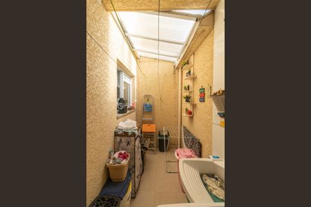 Apartamento à venda com 44m², 2 quartos e 1 vaga Apartamento à venda com 44m², 2 quartos e 1 vagaÁrea de Serviço