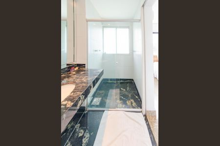 Apartamento à venda com 29m², 1 quarto e sem vaga Apartamento à venda com 29m², 1 quarto e sem vagaBanheiro Suíte