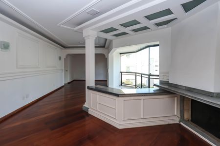Apartamento à venda com 177m², 3 quartos e 3 vagas Apartamento à venda com 177m², 3 quartos e 3 vagasSala
