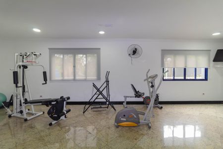 Apartamento à venda com 115m², 3 quartos e 2 vagasÁrea comum - Academia