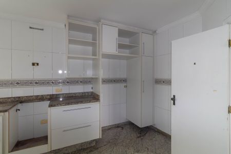 Apartamento à venda com 115m², 3 quartos e 2 vagasCozinha