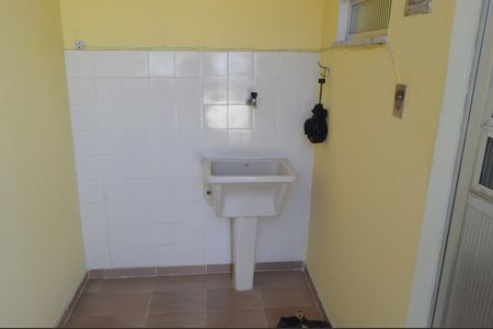 Casa de condomínio para alugar com 153m², 3 quartos e 1 vagaÁrea de Serviço da Edicula