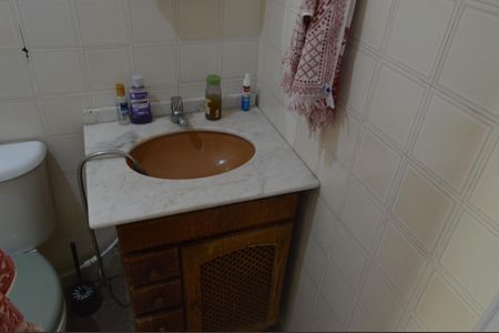 Casa de condomínio para alugar com 153m², 3 quartos e 1 vagaBanheiro da Edicula