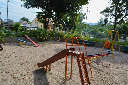 Casa de condomínio para alugar com 153m², 3 quartos e 1 vagaÁrea comum - Playground