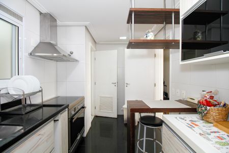 Apartamento à venda com 149m², 3 quartos e 3 vagas Apartamento à venda com 149m², 3 quartos e 3 vagasCozinha