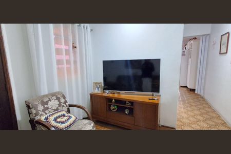 Casa à venda com 134m², 3 quartos e 3 vagas Casa à venda com 134m², 3 quartos e 3 vagasSala