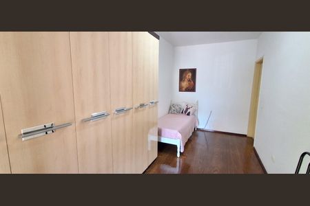 Casa à venda com 134m², 3 quartos e 3 vagas Casa à venda com 134m², 3 quartos e 3 vagasQuarto 2