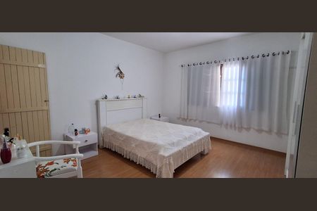 Casa à venda com 134m², 3 quartos e 3 vagas Casa à venda com 134m², 3 quartos e 3 vagasSuíte