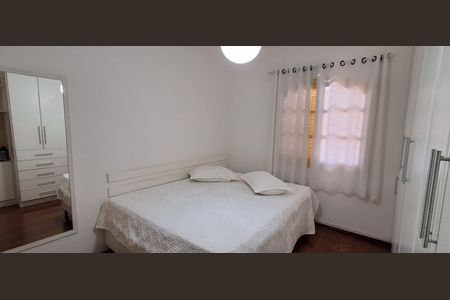 Casa à venda com 134m², 3 quartos e 3 vagas Casa à venda com 134m², 3 quartos e 3 vagasQuarto 1