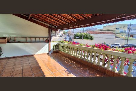 Casa à venda com 134m², 3 quartos e 3 vagas Casa à venda com 134m², 3 quartos e 3 vagasVaranda Quarto 2