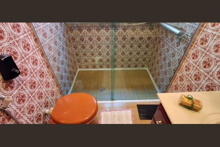 Casa à venda com 134m², 3 quartos e 3 vagas Casa à venda com 134m², 3 quartos e 3 vagasBanheiro Social