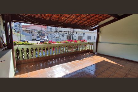 Casa à venda com 134m², 3 quartos e 3 vagas Casa à venda com 134m², 3 quartos e 3 vagasVaranda Quarto 2