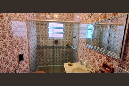 Casa à venda com 134m², 3 quartos e 3 vagas Casa à venda com 134m², 3 quartos e 3 vagasBanheiro Social